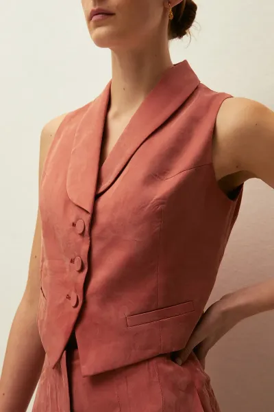 Chaleco Fiesta Entallado en Tencel - SystemAction